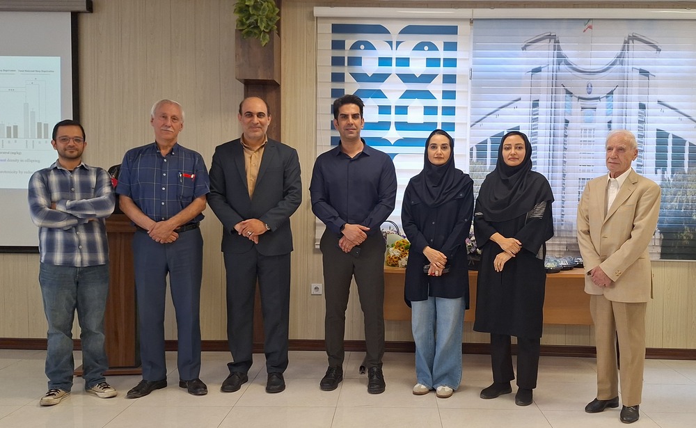 دفاع از پایان‌نامه محمدحسین محمدی‌مهدی‌آبادی‌حسنی درباره اثر رسوراترول بر حافظه فضایی و اجتماعی فرزندان نسل اول مادران محروم از خواب